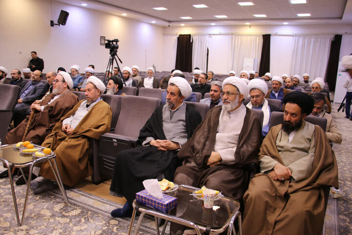 تصاویر| همایش وحدت حوزه و دانشگاه در اصفهان