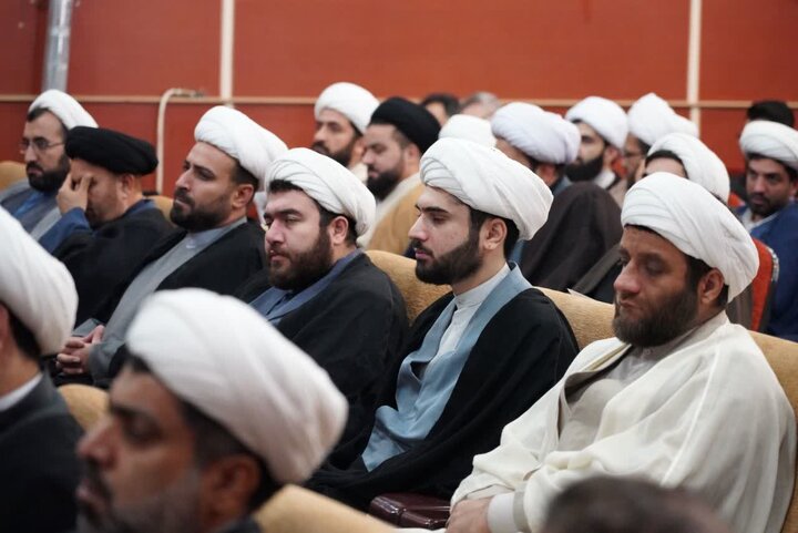 حوزه/برگزاری همایش تخصصی نهج البلاغه در فرماندهی انتظامی لرستان