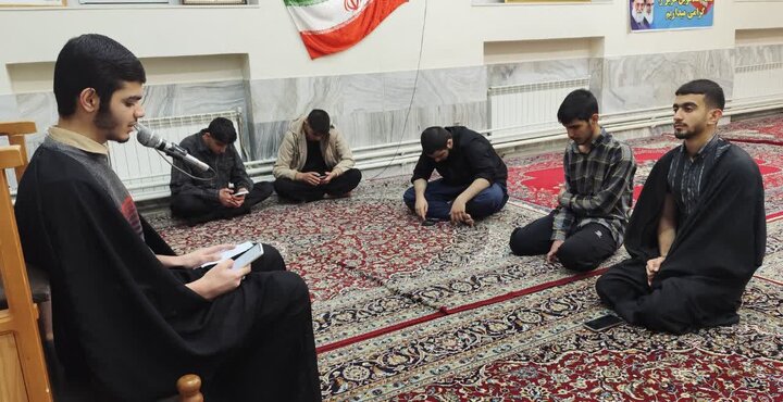 تصاویر/برگزاری برنامه های تهذیبی در مدرسه ولیعصر(عج)بروجرد