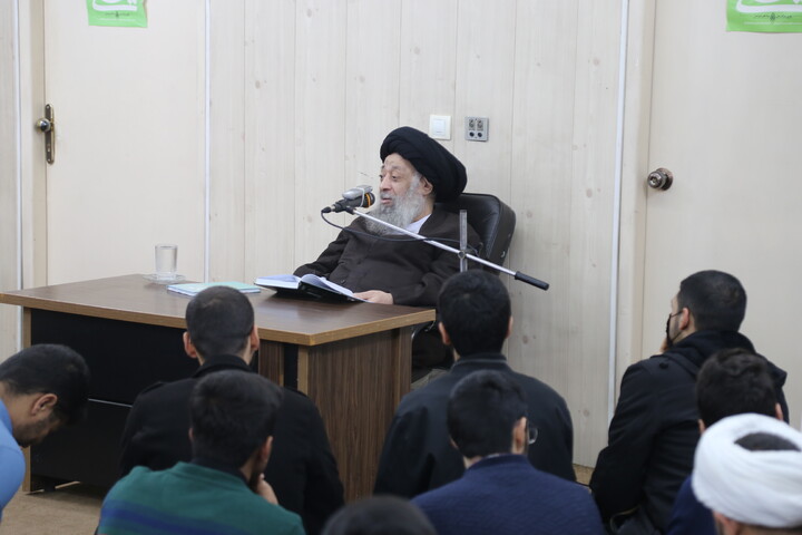 تصاویر/آیین رونمایی از کتب و نشریات طلاب مدارس علمیه خوزستان