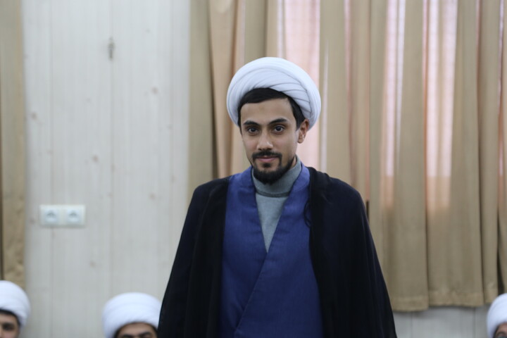 تصاویر/آیین رونمایی از کتب و نشریات طلاب مدارس علمیه خوزستان