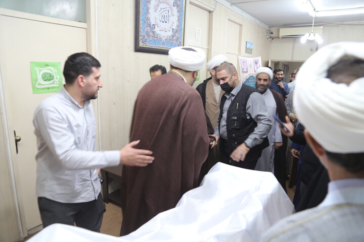 تصاویر/آیین رونمایی از کتب و نشریات طلاب مدارس علمیه خوزستان