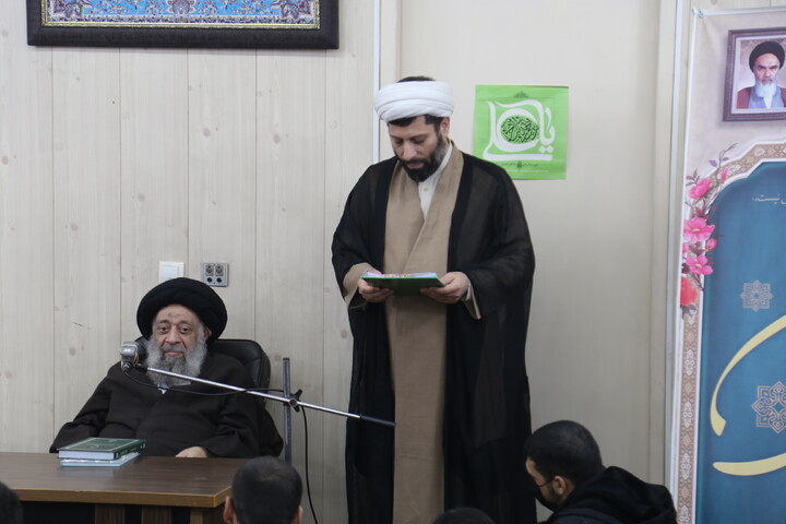 تصاویر/آیین رونمایی از کتب و نشریات طلاب مدارس علمیه خوزستان