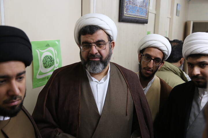 تصاویر/آیین رونمایی از کتب و نشریات طلاب مدارس علمیه خوزستان