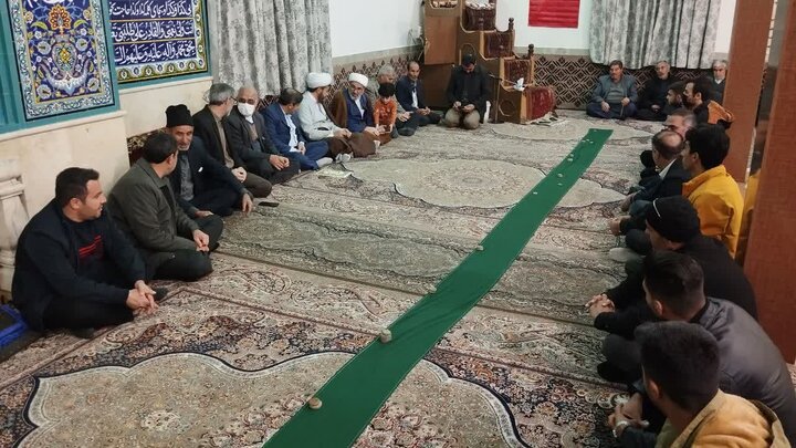 تصاویر/ حضور امام جمعه باروق در مسجد روستای چالخاماز