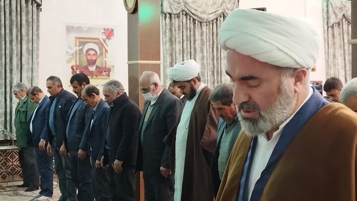 تصاویر/ حضور امام جمعه باروق در مسجد روستای چالخاماز
