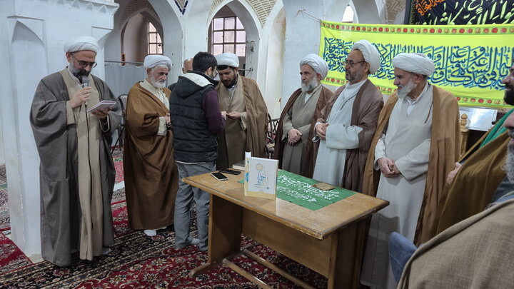 تصاویر/ تجلیل از نفرات برتر جشنواره علامه حلی(ره) مدرسه علمیه آیت‌الله مدنی کاشانی(ره)