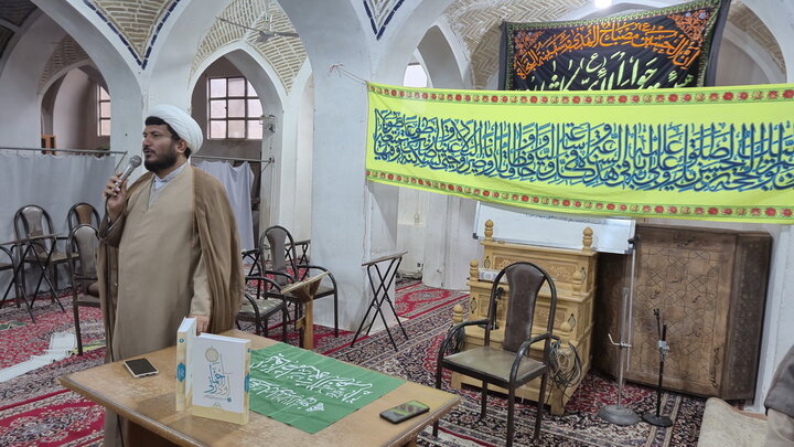 تصاویر/ تجلیل از نفرات برتر جشنواره علامه حلی(ره) مدرسه علمیه آیت‌الله مدنی کاشانی(ره)