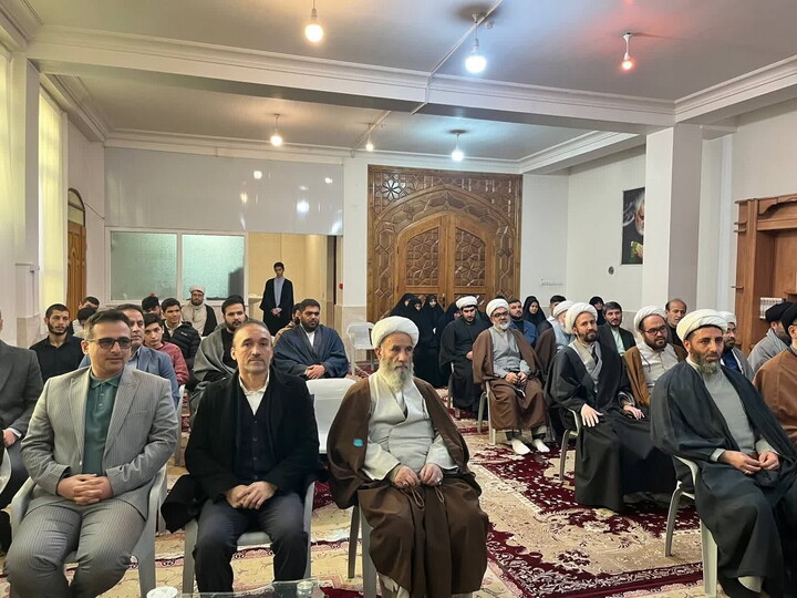 تصاویر / همایش وحدت حوزه و دانشگاه در میانه