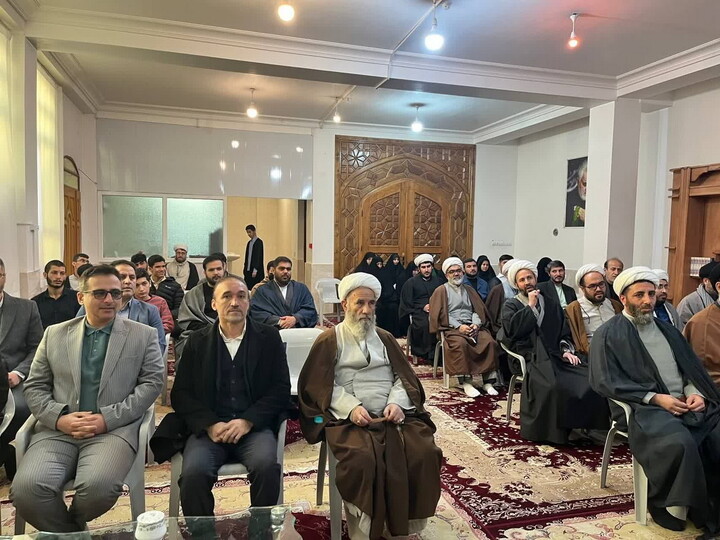 تصاویر / همایش وحدت حوزه و دانشگاه در میانه