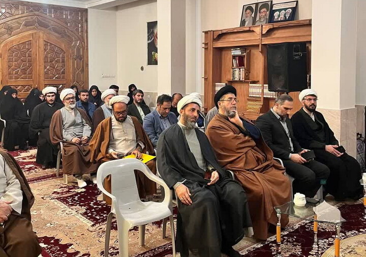 تصاویر / همایش وحدت حوزه و دانشگاه در میانه