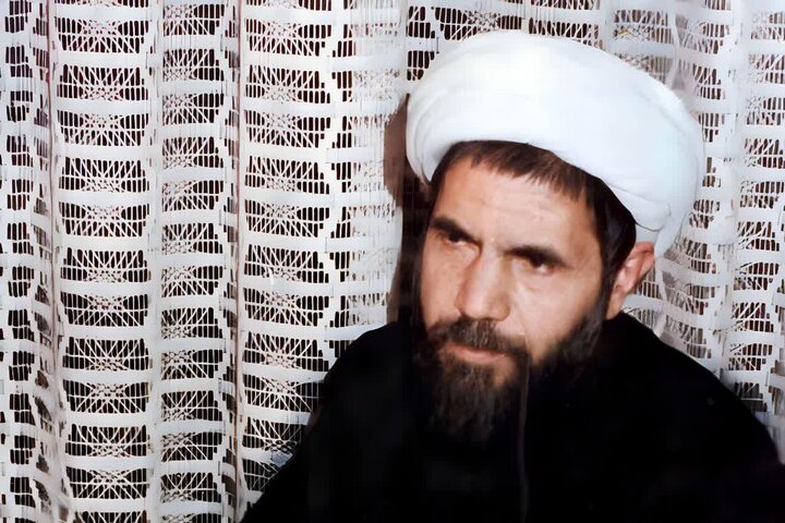 موشن گرافی/ طلبه در حوزه و دکتر در دانشگاه