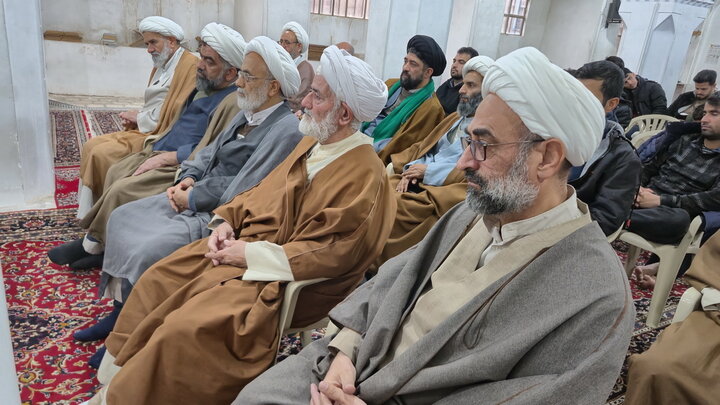 تصاویر/ رونمایی از کتاب «آوای رحمانی» در کاشان