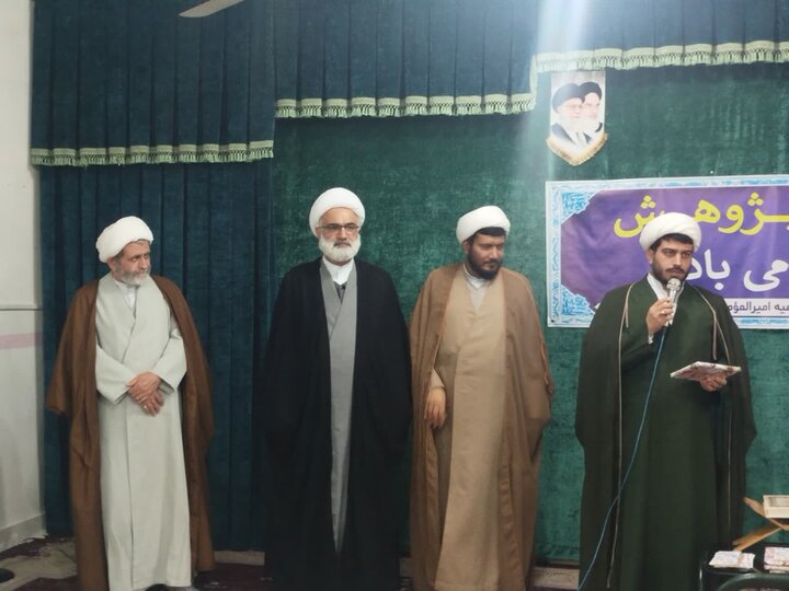 تصاویر/ اختتامیه هفدهمین جشنواره مدرسه‌ای علامه حلی(ره) مدرسه علمیه امیرالمومنین(ع) آران و بیدگل