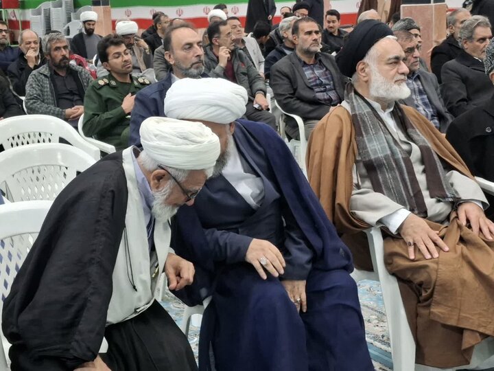 تصاویر/جلسه اخلاق آیت الله مهدوی با مدیران ادارات،طلاب و روحانیون آران وبیدگل