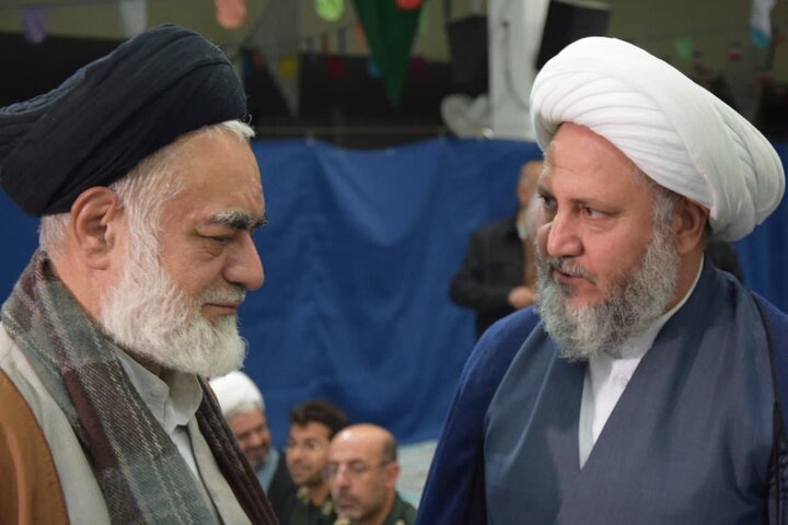 تصاویر/جلسه اخلاق آیت الله مهدوی با مدیران ادارات،طلاب و روحانیون آران وبیدگل