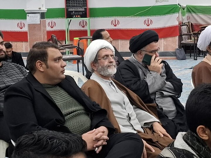 تصاویر/جلسه اخلاق آیت الله مهدوی با مدیران ادارات،طلاب و روحانیون آران وبیدگل