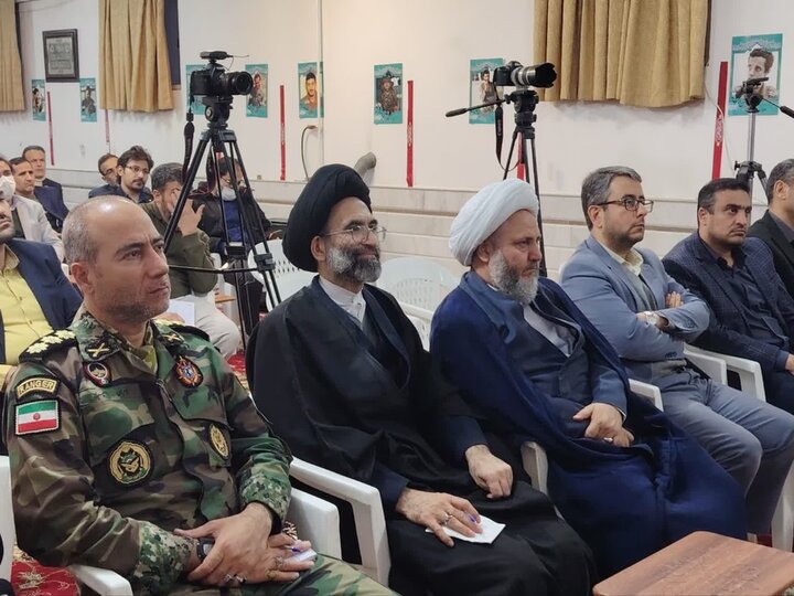 تصاویر/جلسه اخلاق آیت الله مهدوی با مدیران ادارات،طلاب و روحانیون آران وبیدگل