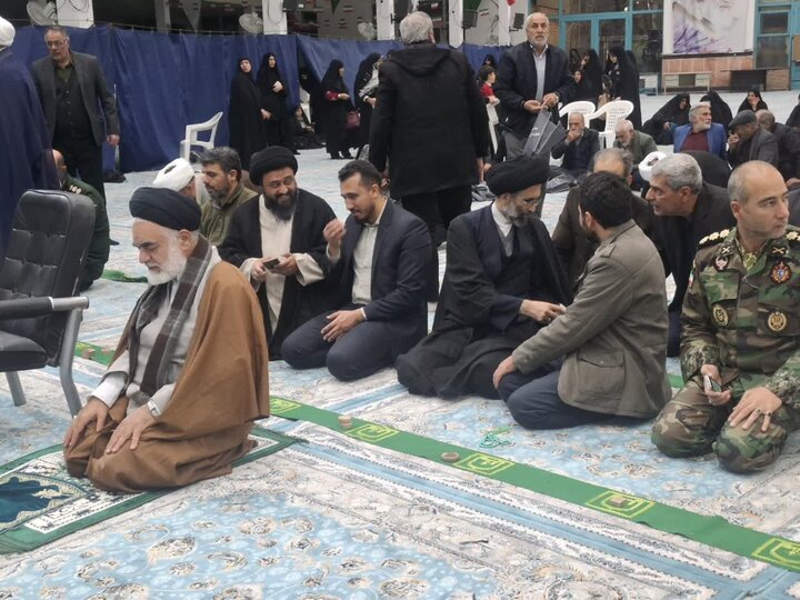 تصاویر/جلسه اخلاق آیت الله مهدوی با مدیران ادارات،طلاب و روحانیون آران وبیدگل