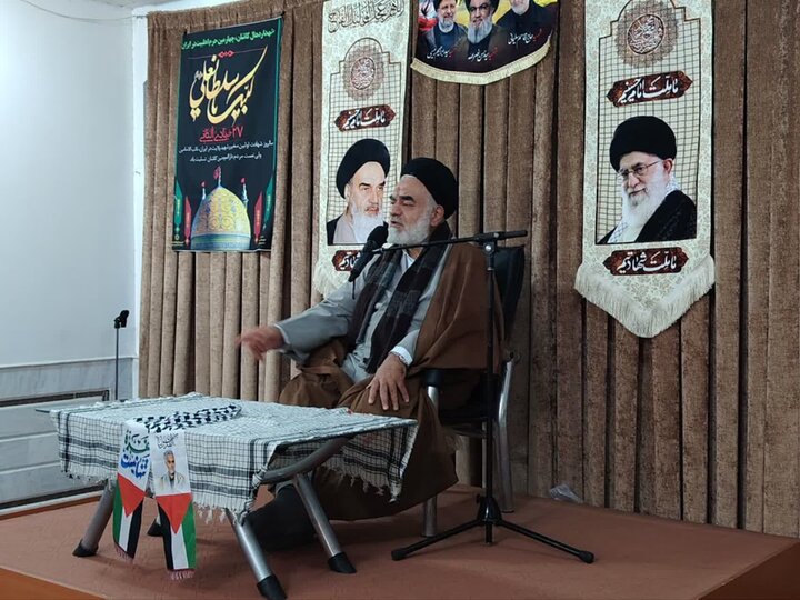 تصاویر/جلسه اخلاق آیت الله مهدوی با مدیران ادارات،طلاب و روحانیون آران وبیدگل