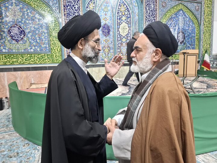 تصاویر/جلسه اخلاق آیت الله مهدوی با مدیران ادارات،طلاب و روحانیون آران وبیدگل