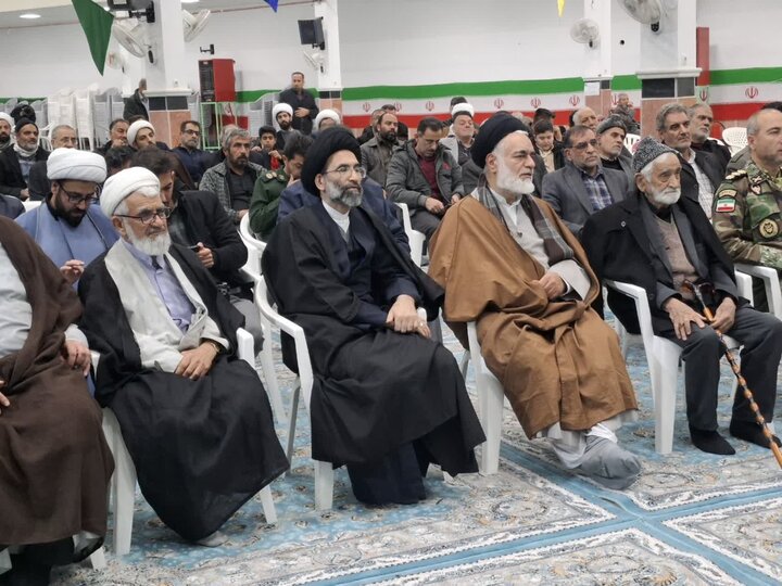 تصاویر/جلسه اخلاق آیت الله مهدوی با مدیران ادارات،طلاب و روحانیون آران وبیدگل