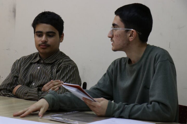 جلسه هماهنگی مربیان و کادر اجرایی اعتکاف «راهیان ملکوت» مدرسه علمیه محمودیه.