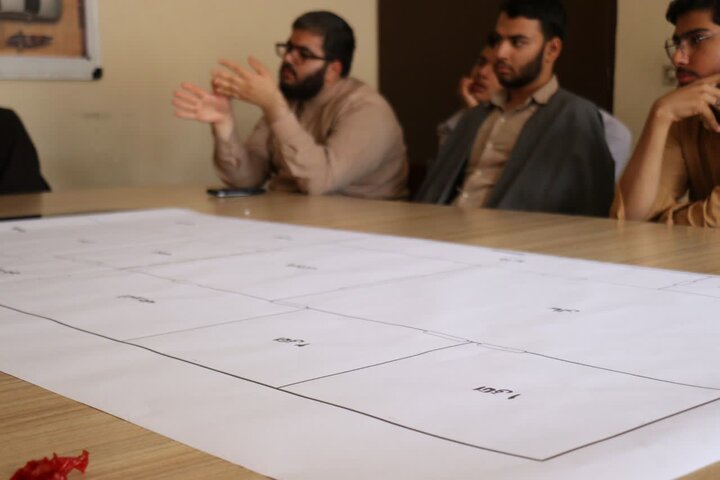 جلسه هماهنگی مربیان و کادر اجرایی اعتکاف «راهیان ملکوت» مدرسه علمیه محمودیه.