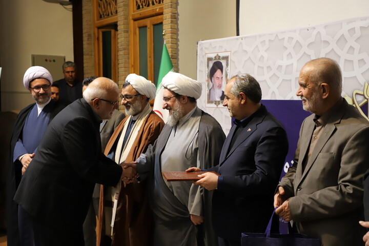 تصاویر/ مراسم گرامیداشت روز وحدت حوزه و دانشگاه در تبریز