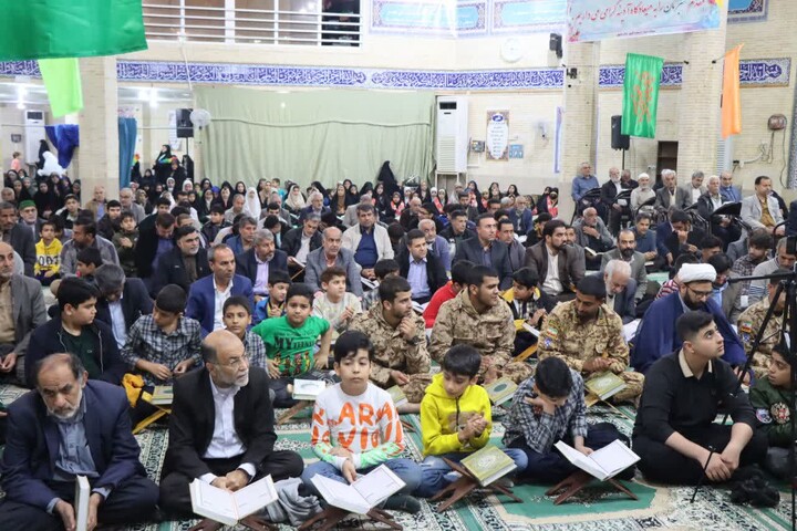 تصاویر/ محفل بزرگ انس با قرآن در عالیشهر