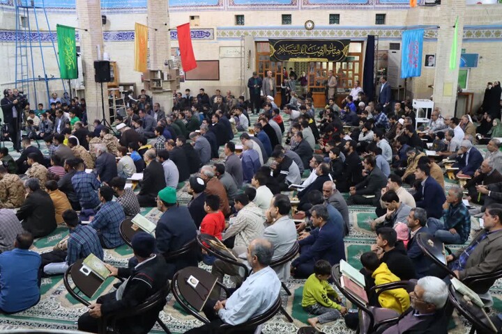 تصاویر/ محفل بزرگ انس با قرآن در عالیشهر