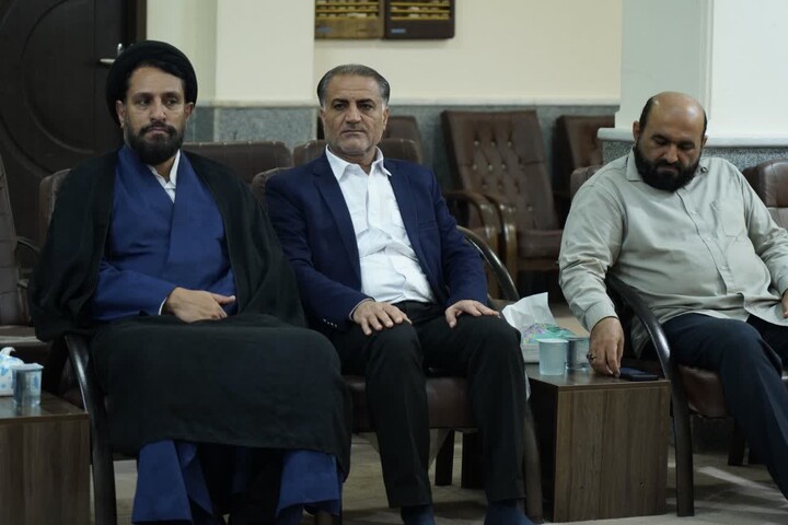 تصاویر/ دیدار مسئولان قرارگاه خاتم الانبیا با نماینده ولی‌فقیه در بوشهر