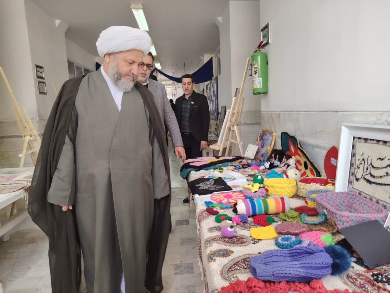 باید جوانان را دریابیم و به ظرفیت‌های آنان توجه کنیم