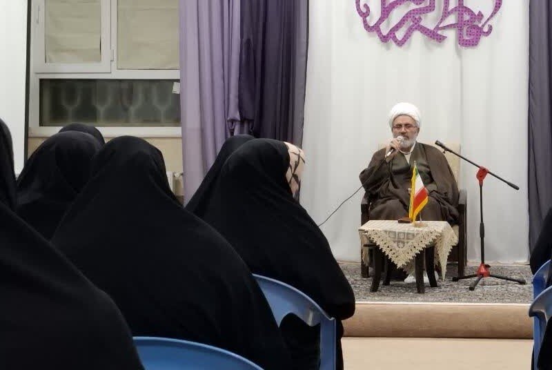 محبت اهل‌بیت(ع) اکسیر اعظم است