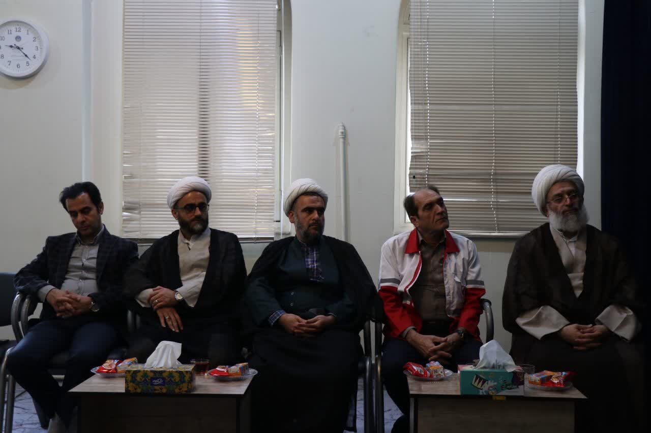 آمادگی شهر قرچک برای برگزاری اعتکاف نورانی با حضور هزاران دانش‌آموز +تصاویر