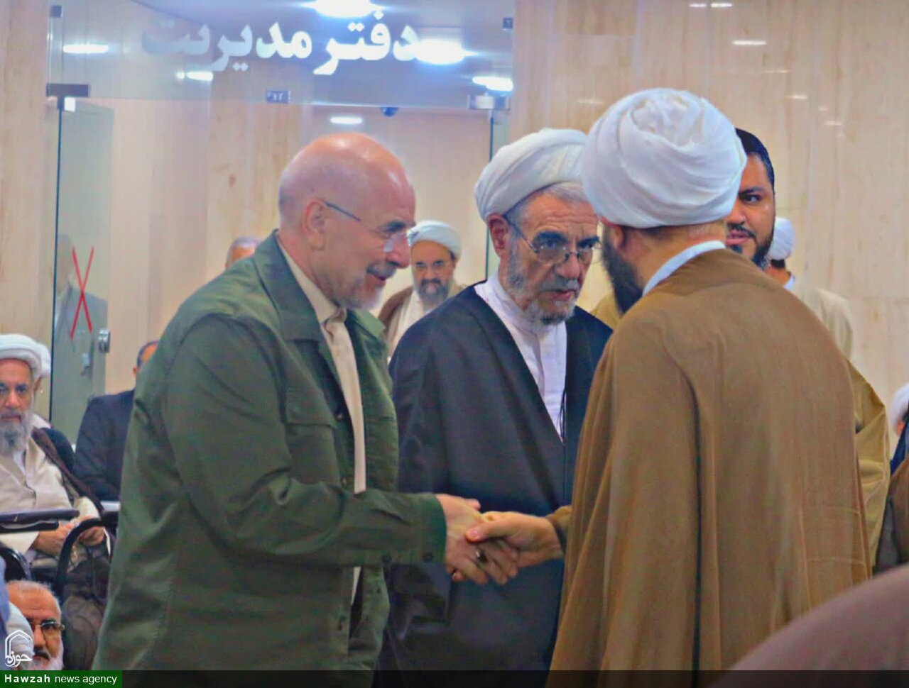 طرح مطالبات معیشتی و فرهنگی در دیدار امام جمعه شهرضا با رئیس مجلس