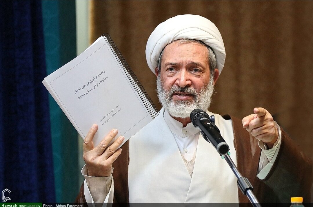 گزارشی از نشست اساتید و مفسران قرآن با آیت الله اعرافی / مرجعیت قرآن در علوم انسانی، شرط تمدن‌سازی است