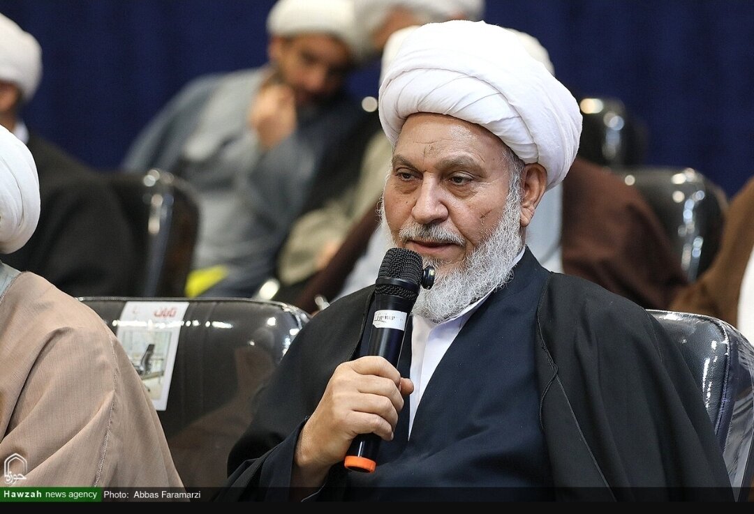 گزارشی از نشست اساتید و مفسران قرآن با آیت الله اعرافی / مرجعیت قرآن در علوم انسانی، شرط تمدن‌سازی است