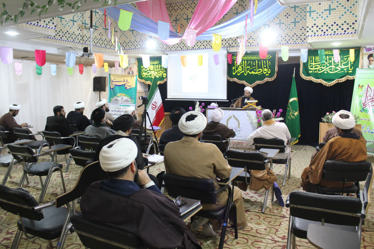 تصاویر/ نشست علمی با موضوع کتابشناسی فرهنگ و تمدن