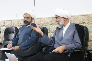 تصاویر/ جلسه هم اندیشی مدیران مدارس علمیه استان سمنان