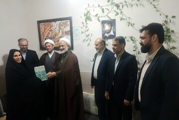 خدمت به خانواده‌ شهدا یک وظیفه دینی و ملی است