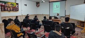 طلاب نهاوندی با سیره آیت‌الله محمد نهاوندی(ره) آشنا شدند+تصاویر