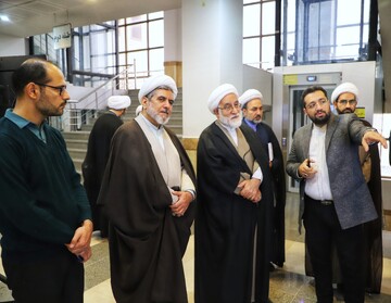 بازدید قائم مقام مدیر حوزه‌های علمیه از مرکز نوآوری‌ اشراق