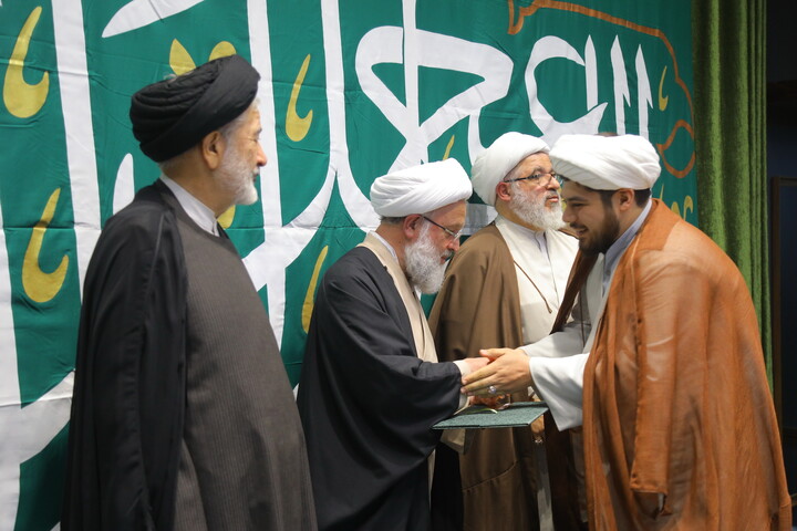 تصاویر / همایش اختتامیه فعالیت های فاطمیه۱۴۴۷ ه.ق