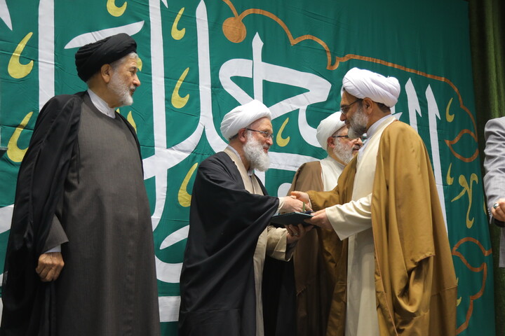 تصاویر / همایش اختتامیه فعالیت های فاطمیه۱۴۴۷ ه.ق