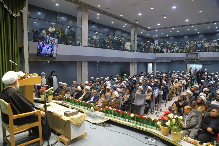 تصاویر / همایش اختتامیه فعالیت های فاطمیه۱۴۴۷ ه.ق