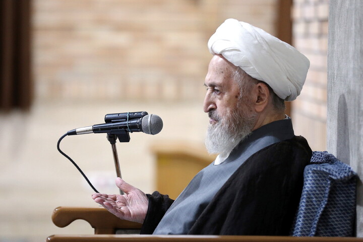 تصاویر/ درس اخلاق هفتگی آیت الله العظمی سبحانی