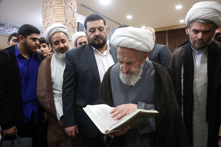 تصاویر/ درس اخلاق هفتگی آیت الله العظمی سبحانی