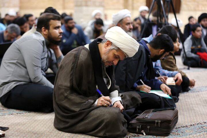 تصاویر/ درس اخلاق هفتگی آیت الله العظمی سبحانی