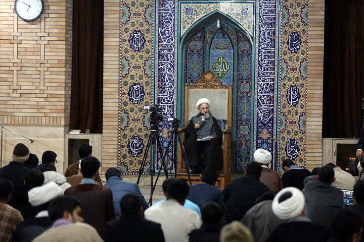 تصاویر/ درس اخلاق هفتگی آیت الله العظمی سبحانی